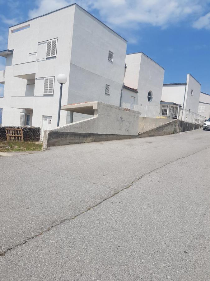 Apartment Tim Senj  Exterior foto
